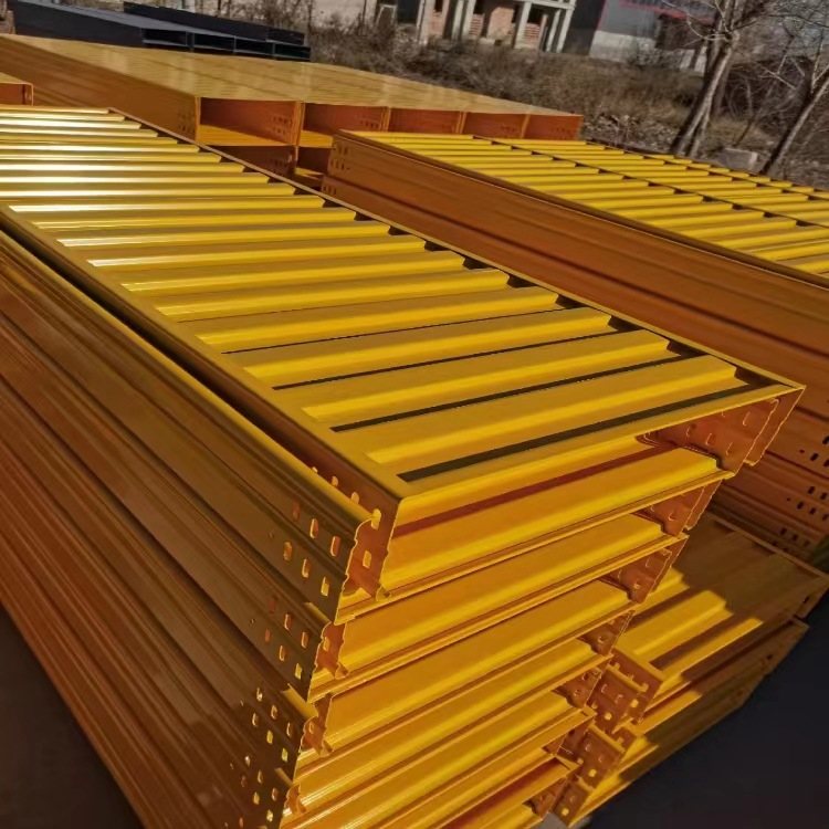 節(jié)能模壓橋架