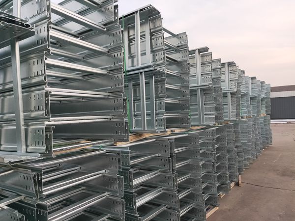 熱鍍鋅電纜橋架